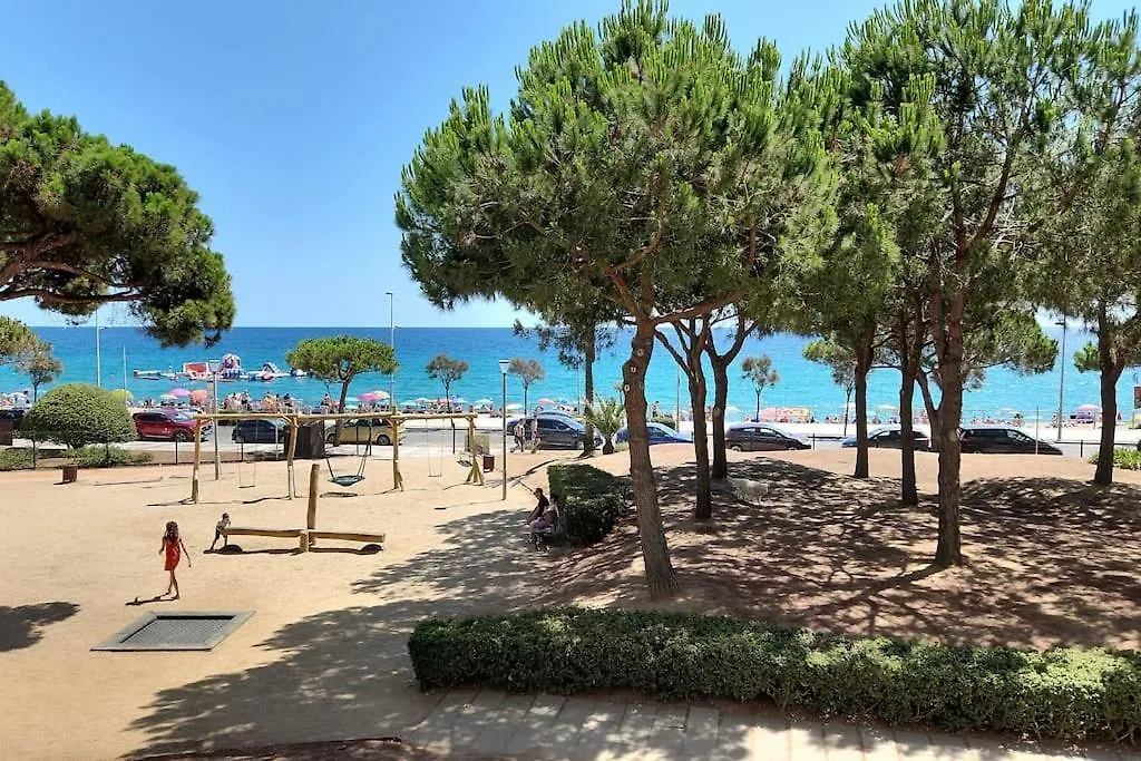 Unique Apartment With Direct Sea View Along The Beach In S'Abanell Central Park Blanes