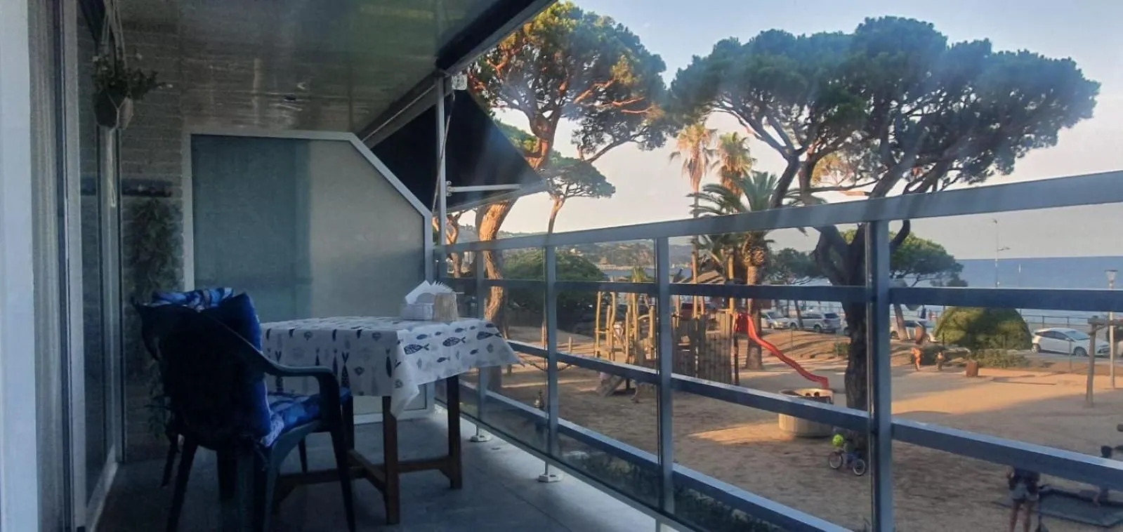 Unique Apartment With Direct Sea View Along The Beach In S'Abanell Central Park Blanes